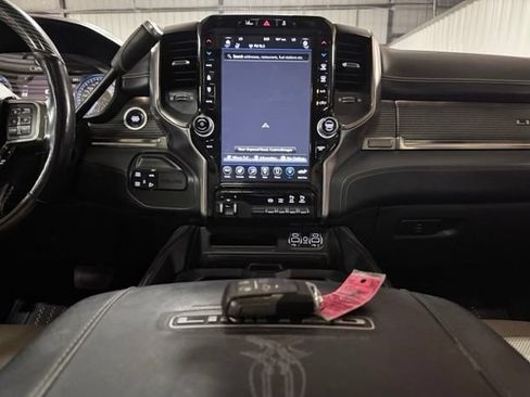 Used 2020 RAM 2500 Limited AWD/4WD image 45