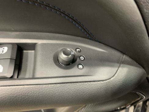 New 2026 Jeep Compass Latitude AWD/4WD image 29