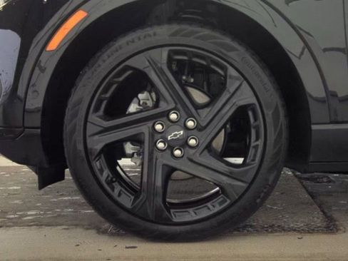 Used 2024 Chevrolet Equinox EV RS image 20