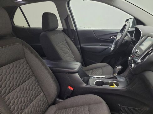 Used 2018 Chevrolet Equinox LT image 21