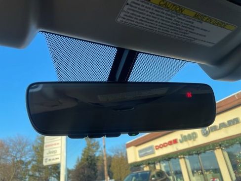 Used 2021 Subaru Outback Premium image 24