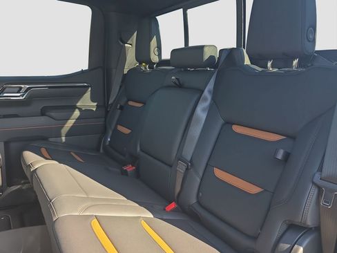 New 2026 GMC Sierra 1500 AT4 w/ AT4 Premium Package AWD/4WD image 12