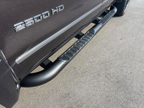 Used 2016 GMC Sierra 2500 SLT w/ Duramax Plus Package image 9