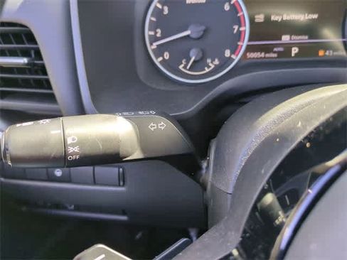 Used 2023 Nissan Rogue SV image 27