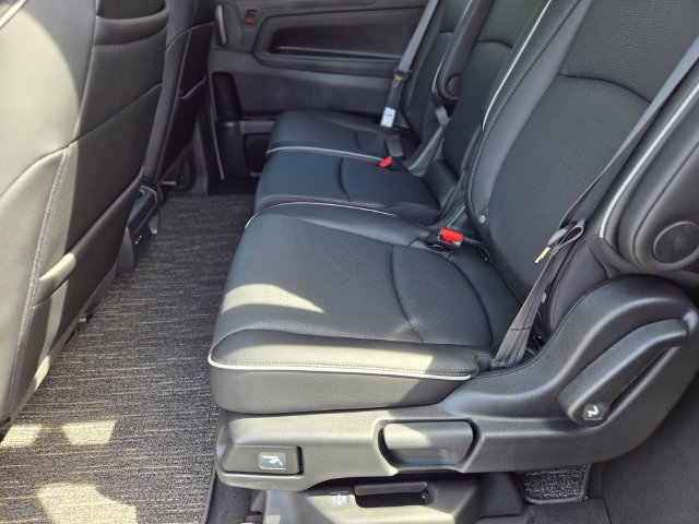 New 2026 Honda Odyssey Elite image 6