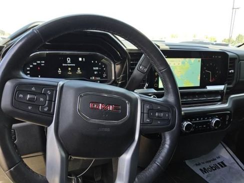 Used 2022 GMC Sierra 1500 Elevation AWD/4WD image 5