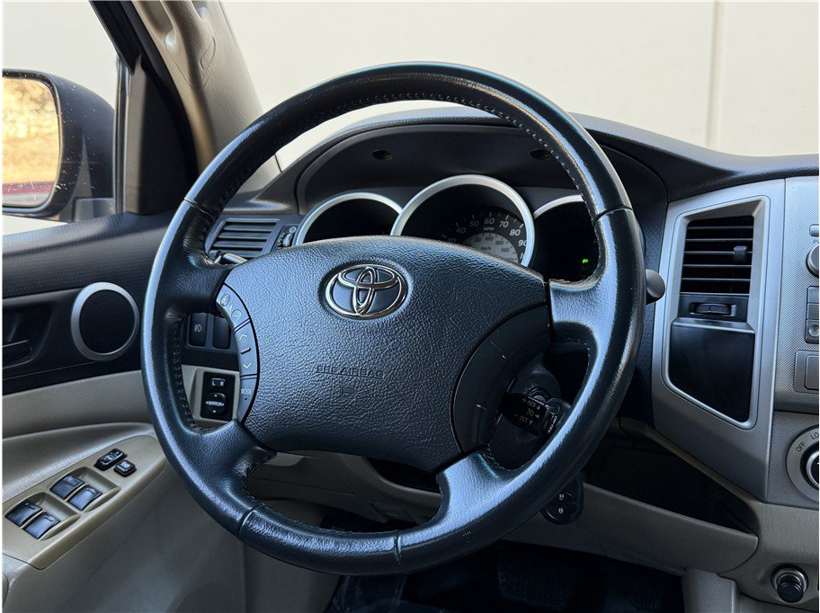 Used 2009 Toyota Tacoma PreRunner w/ SR5 Pkg #2 RWD image 12