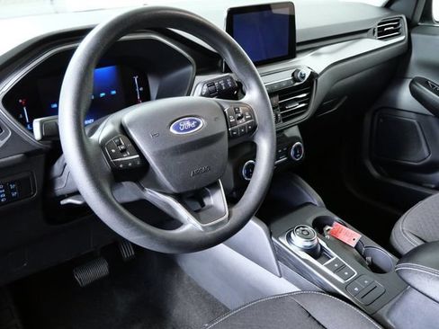 Certified 2025 Ford Escape Active AWD/4WD image 3