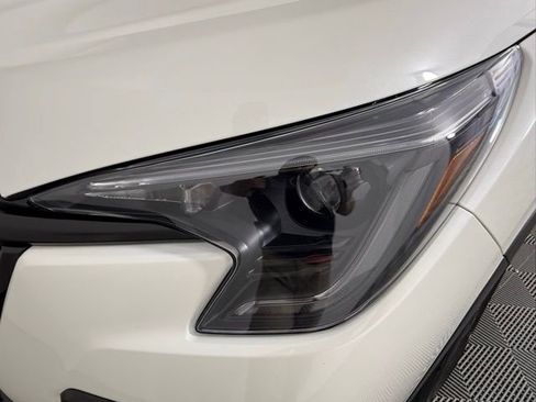 Used 2025 Subaru Ascent Onyx Edition w/ Onyx Package image 11