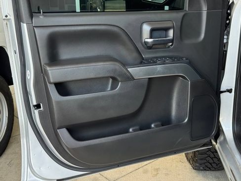 Used 2017 Chevrolet Silverado 1500 LT w/ All Star Edition AWD/4WD image 26