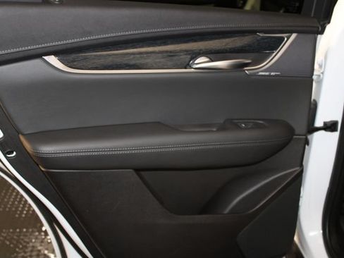 Certified 2023 Cadillac XT5 Premium Luxury w/ LPO, Floor Liner Package AWD/4WD image 30