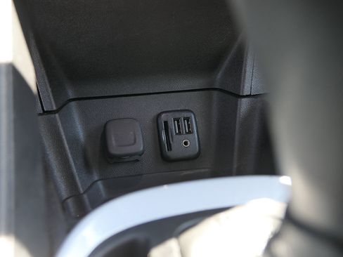Used 2019 Chevrolet Volt LT FWD image 22
