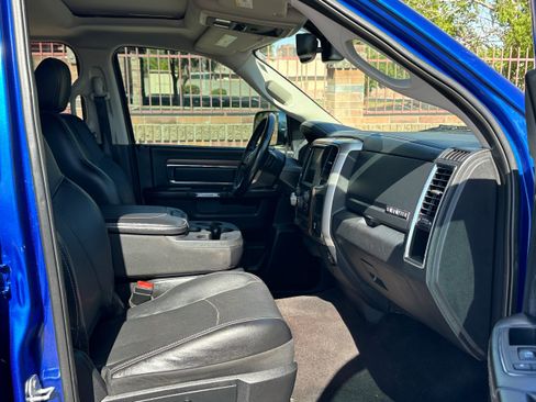 Used 2016 RAM 1500 Laramie w/ Convenience Group AWD/4WD image 11