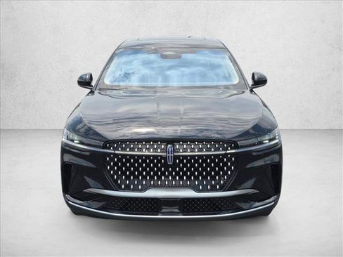 Used 2024 Lincoln Nautilus Premier w/ Equipment Group 102A AWD/4WD image 2