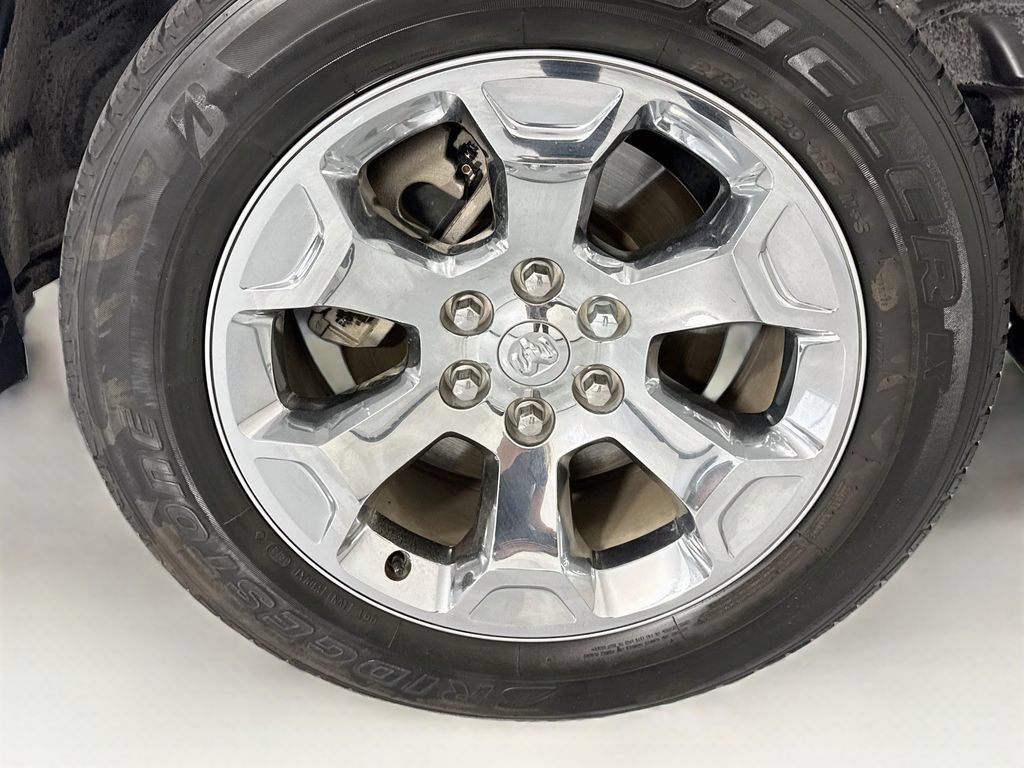 Used 2021 RAM 1500 Big Horn RWD image 32