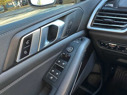 Used 2020 BMW X5 xDrive40i w/ Convenience Package image 36