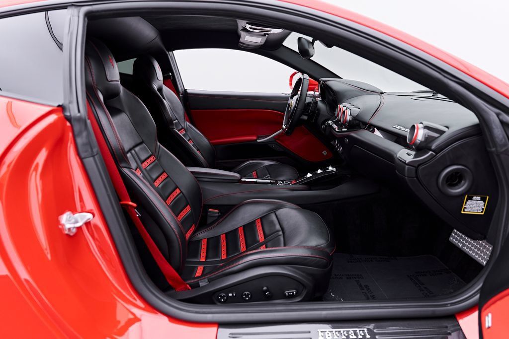 Used 2016 Ferrari F12 Berlinetta RWD image 50