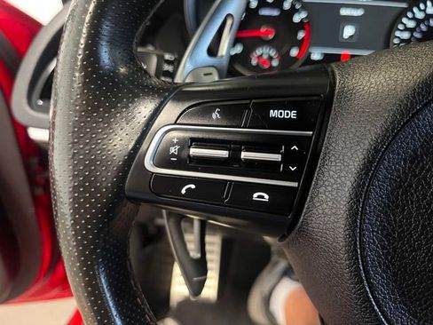 Used 2018 Kia Stinger GT1 RWD image 25