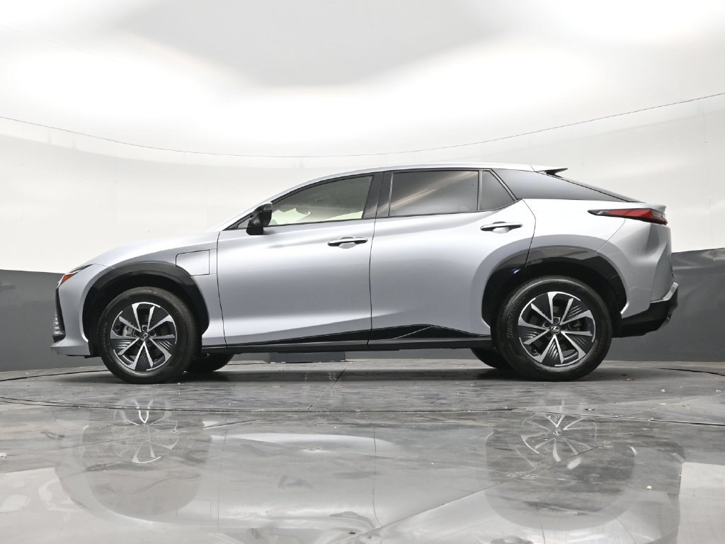 Used 2024 Lexus RZ 300e Premium FWD image 18