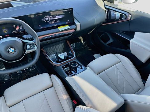 New 2026 BMW X3 xDrive30i w/ Premium Package AWD/4WD image 17