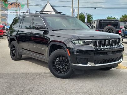 Used 2022 Jeep Grand Cherokee L Laredo w/ Luxury Tech Group I