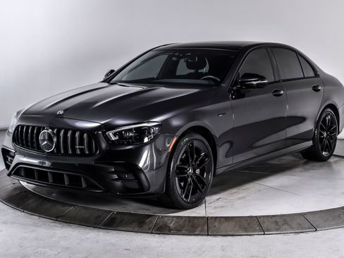 Used 2021 Mercedes-Benz E 53 AMG 4MATIC Sedan image 2