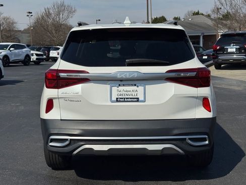 Certified 2023 Kia Seltos S image 4