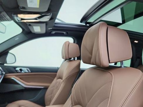 Used 2026 BMW X5 sDrive40i RWD image 32