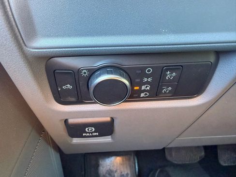 Used 2022 Ford F150 XL w/ Equipment Group 101A High AWD/4WD image 17
