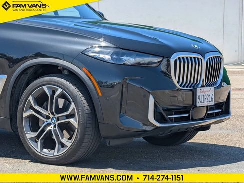 Used 2024 BMW X5 sDrive40i w/ Parking Assistance Package RWD image 2