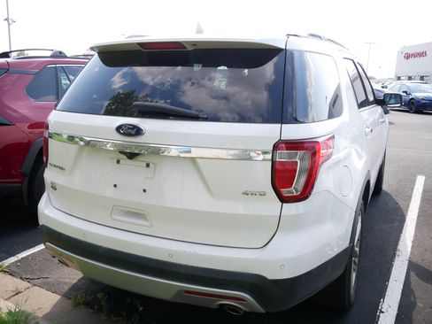 Used 2017 Ford Explorer Limited AWD/4WD image 5