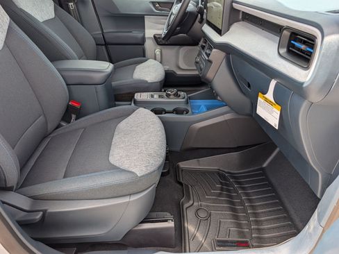 New 2026 Ford Maverick XLT w/ XLT Luxury Package FWD image 27