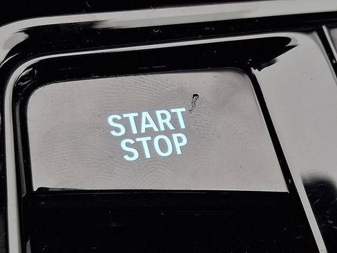 Certified 2025 BMW i5 M60 w/ Executive Package image 23