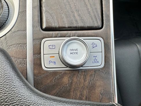 Used 2024 Genesis GV80 2.5T image 22