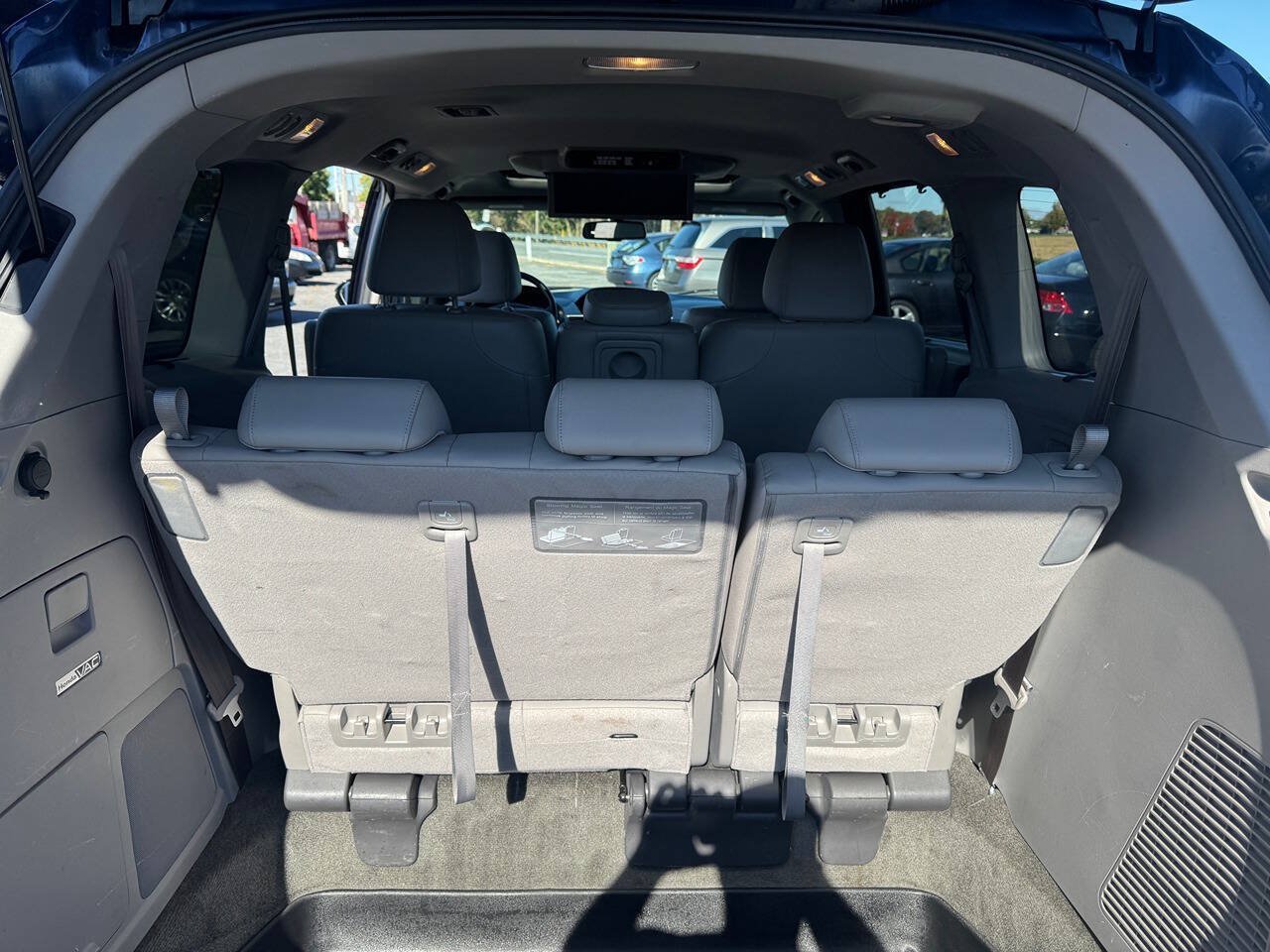 Used 2015 Honda Odyssey Touring image 7