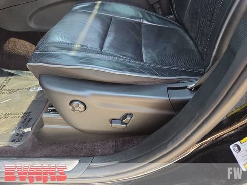 Used 2019 Jeep Grand Cherokee Overland AWD/4WD image 21