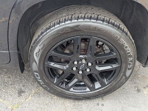Used 2019 Chevrolet Traverse Premier w/ LPO, Black Accent Package AWD/4WD image 42