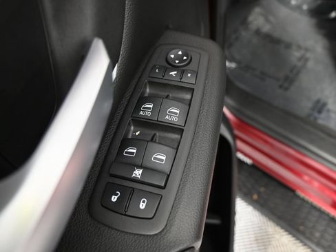 Used 2023 RAM 1500 Big Horn AWD/4WD image 19
