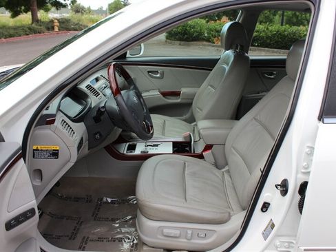 Used 2008 Hyundai Azera Limited FWD image 10