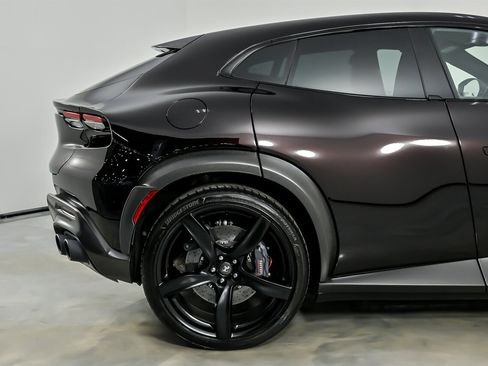 Used 2024 Ferrari Purosangue image 14