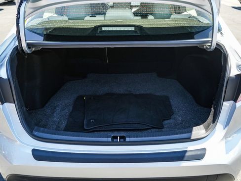 Used 2022 Toyota Corolla LE w/ Carpet Mat Package (TMS) FWD image 24