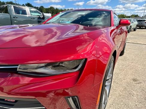 Used 2017 Chevrolet Camaro LT RWD image 57