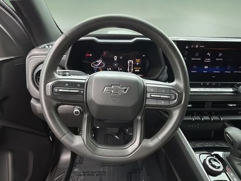 Used 2024 Chevrolet Colorado Trail Boss w/ Technology Package AWD/4WD image 13