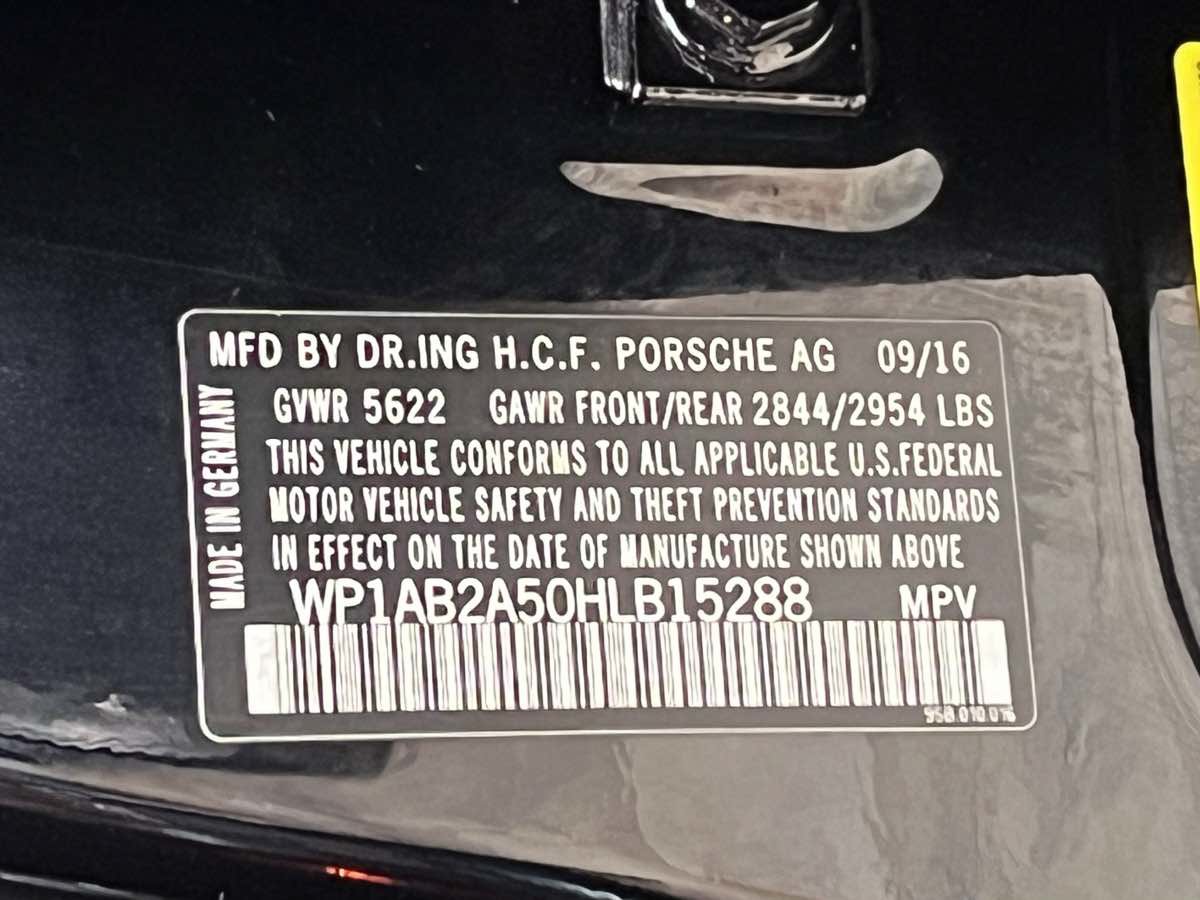 Used 2017 Porsche Macan S AWD/4WD image 38