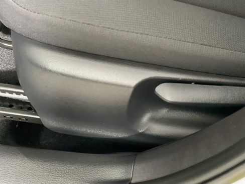 Used 2026 Toyota Corolla LE FWD image 16