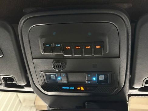 Used 2021 Ford Bronco Badlands image 22