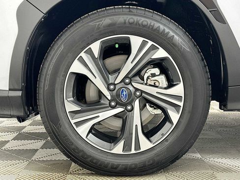 Certified 2024 Subaru Crosstrek 2.0i Premium image 28