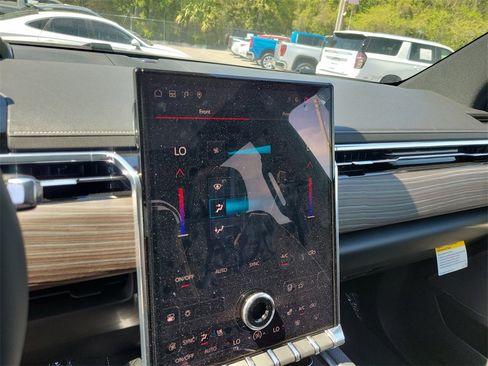 New 2025 GMC Sierra EV Denali image 25