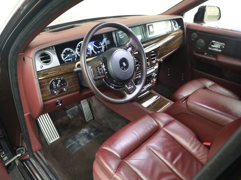 Certified 2018 Rolls-Royce Phantom Extended Wheelbase image 14