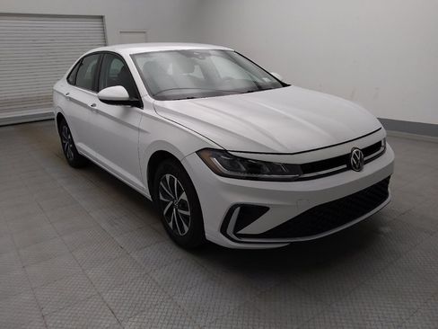 Used 2025 Volkswagen Jetta S FWD image 13